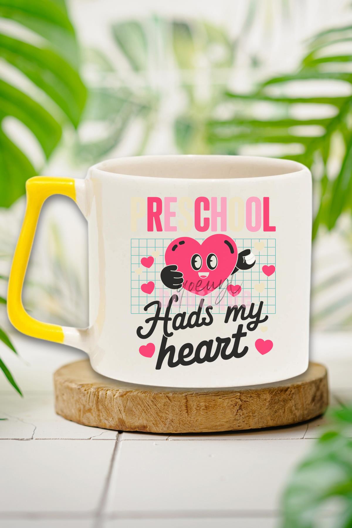 Preschool Teacher Hads My Heart Baskılı Okul Öncesi Hediyelik Kulplu Kupa Bardak
