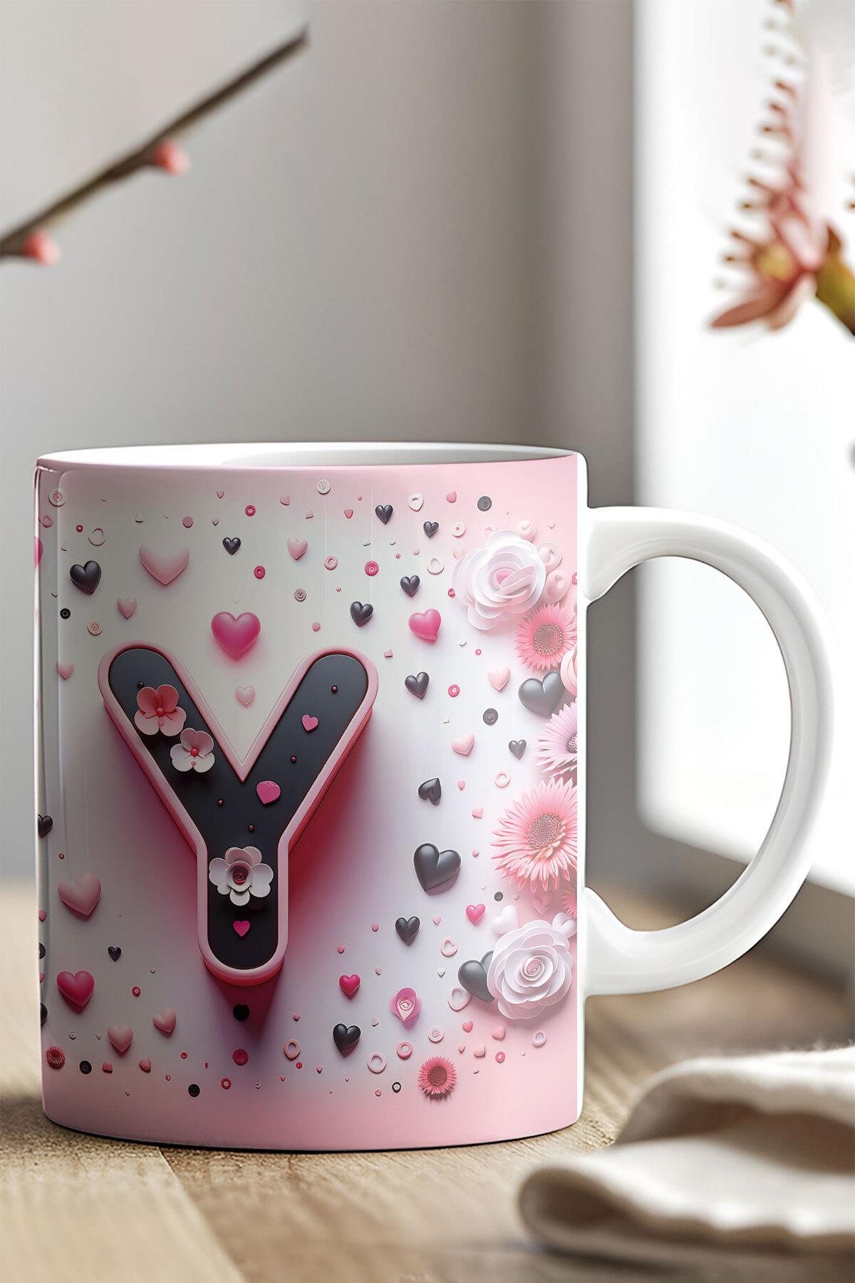 Renkli Çiçekli A Harfi Baskılı 3D Görünümlü Tasarım Mug Kupa Bardak