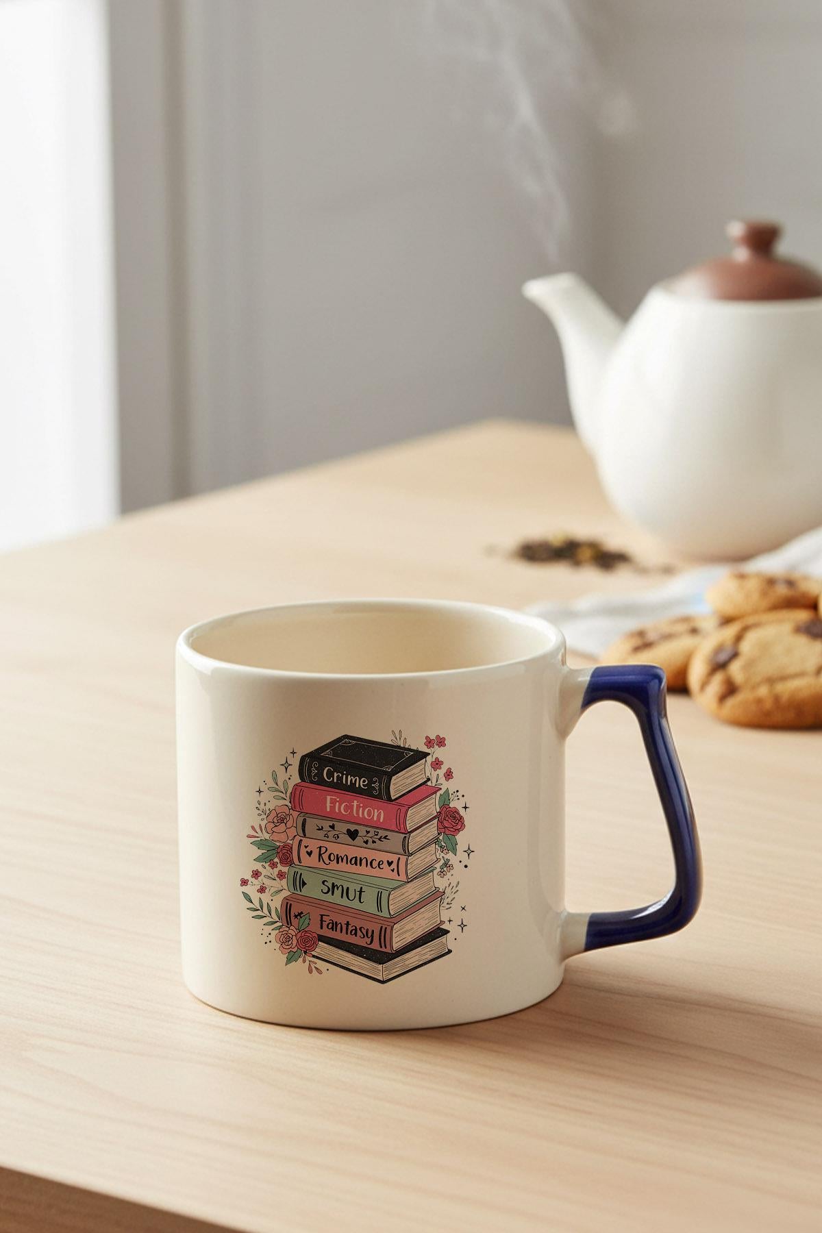 Renkli Kitaplar Baskılı Lacivert D Kulplu Kupa Bardak