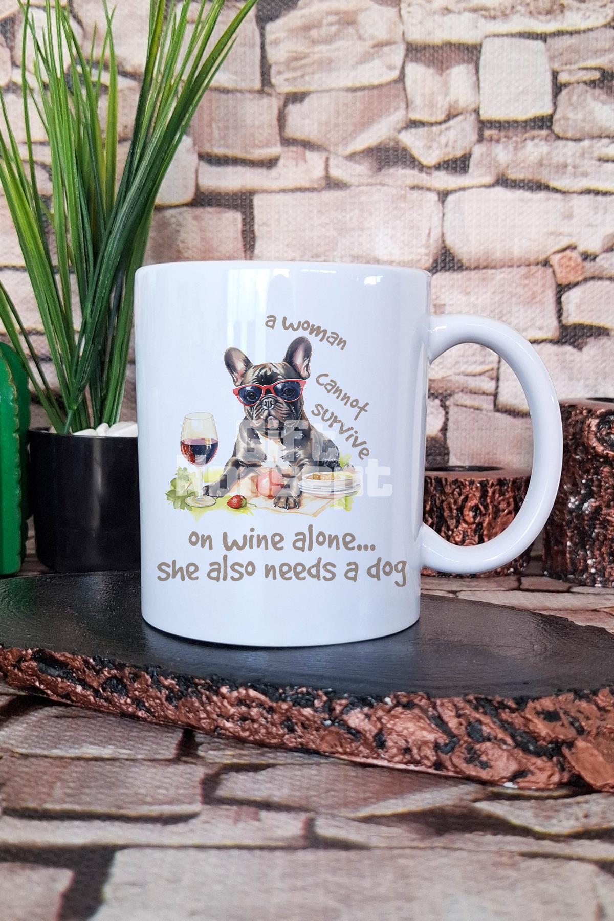 She Lived With Her Dog Köpeksever Hediyelik Baskılı Çay Kahve Sunum Kupa Bardak