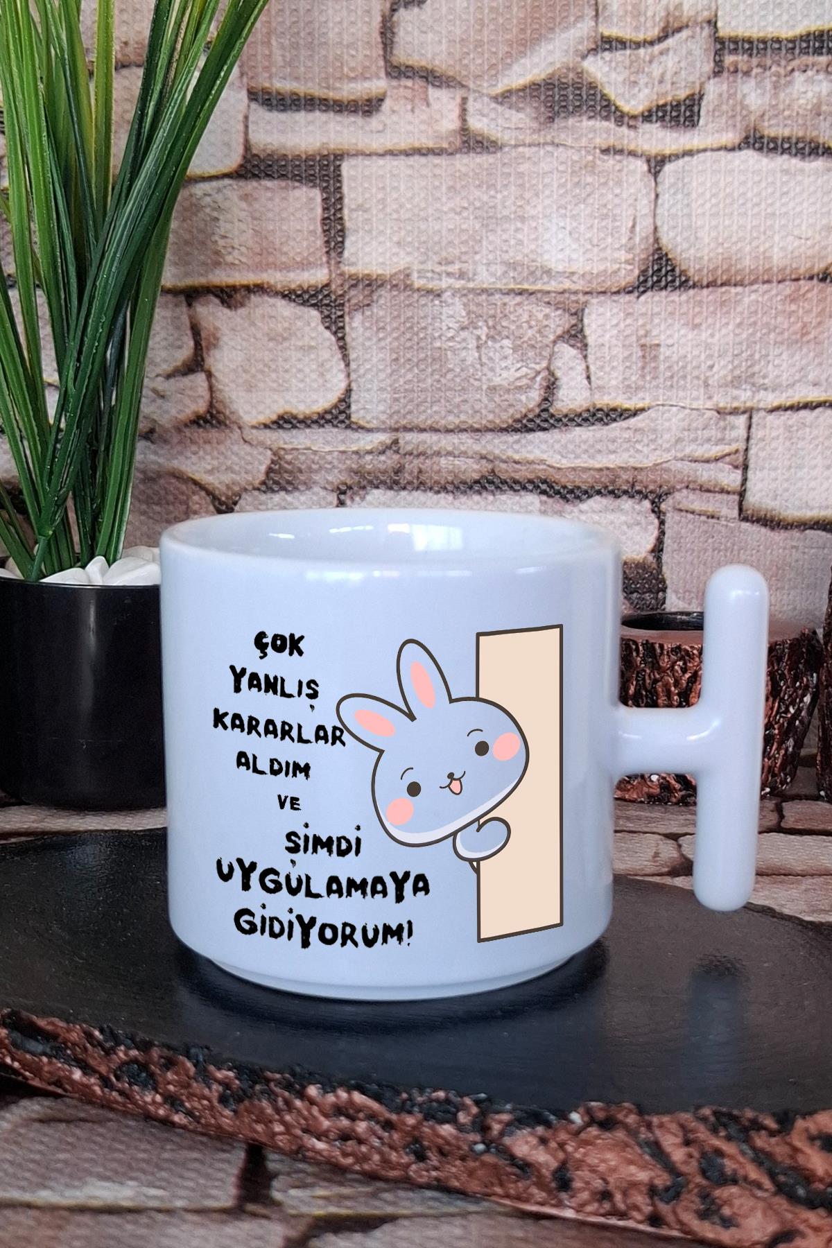 Yanlış Kararlarımı Uygulamaya Gidiyorum-Tavşan Baskılı Komik T Kulplu Latte Fincanı Kupa Bardak