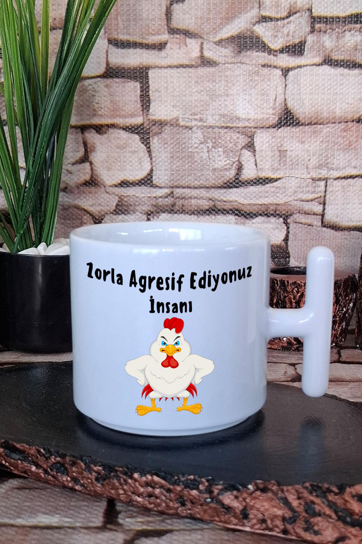 Zorla Agresif Ediyonuz İnsanı Baskılı Eğlenceli Hediyelik T Kulplu Latte Fincanı Kupa Bardak